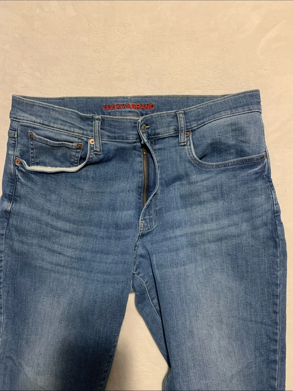Lucky Brand 223 Straight Jeans Men’s Blue Denim  Stretch 36x30